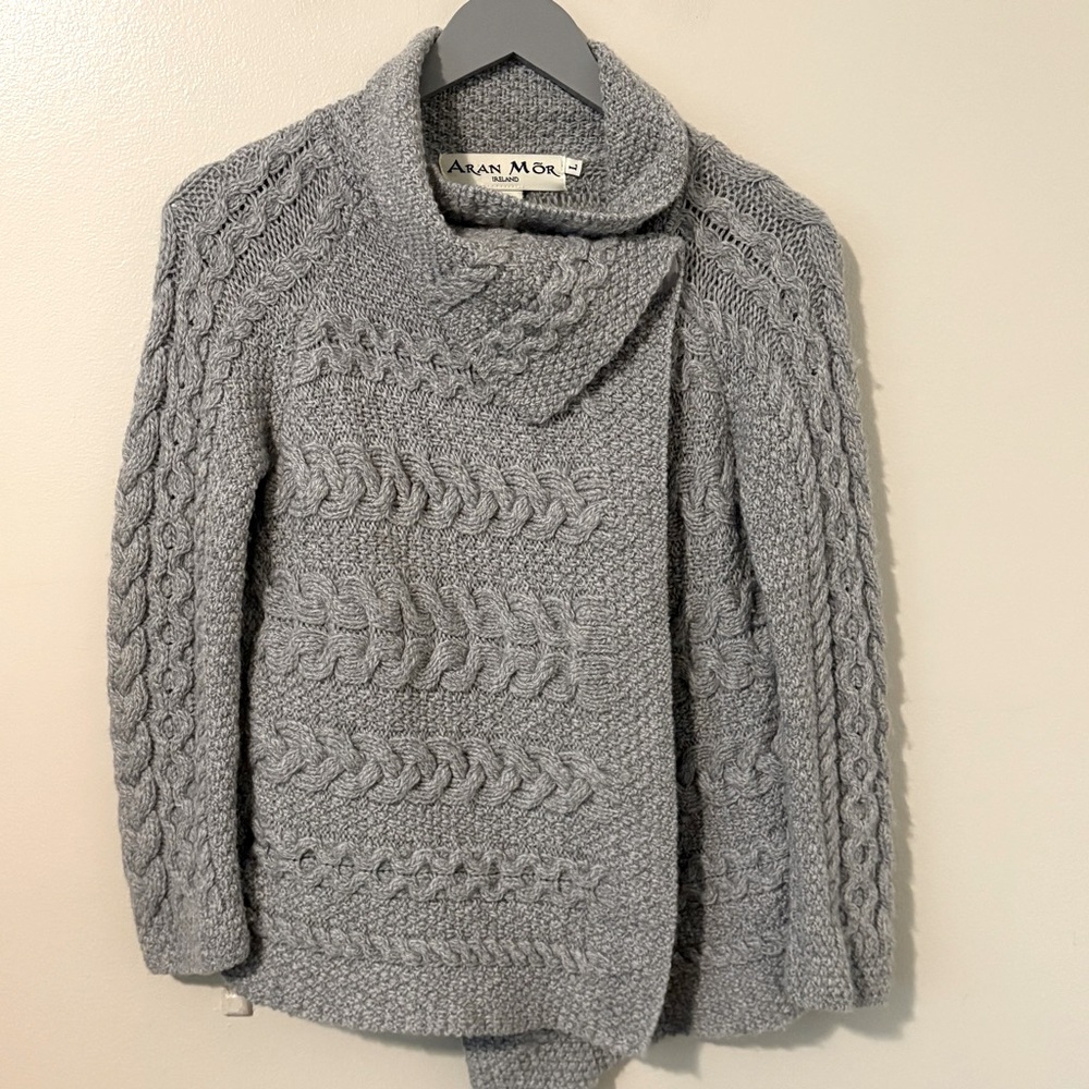 Aran Mor Made in Ireland 100% Merino Wool Cable Knit Women's Sweater Large